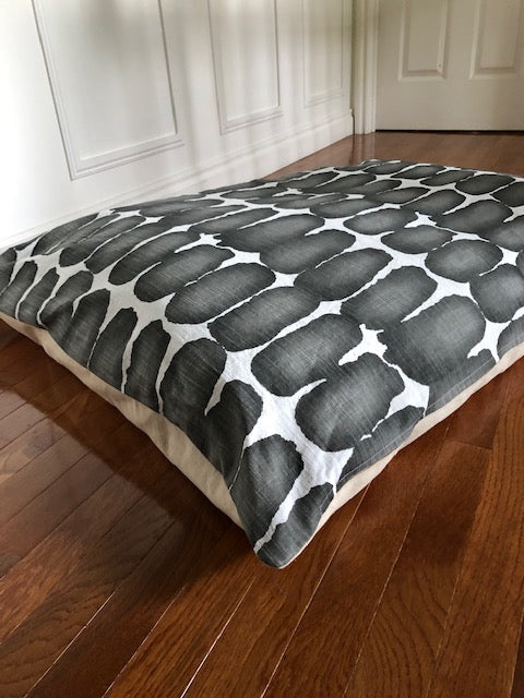 river rock bed